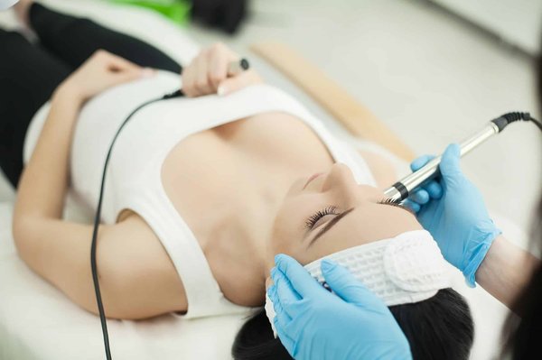 What are the guidelines for improving the towing capacity of a vehicle without breaching UK regulations?